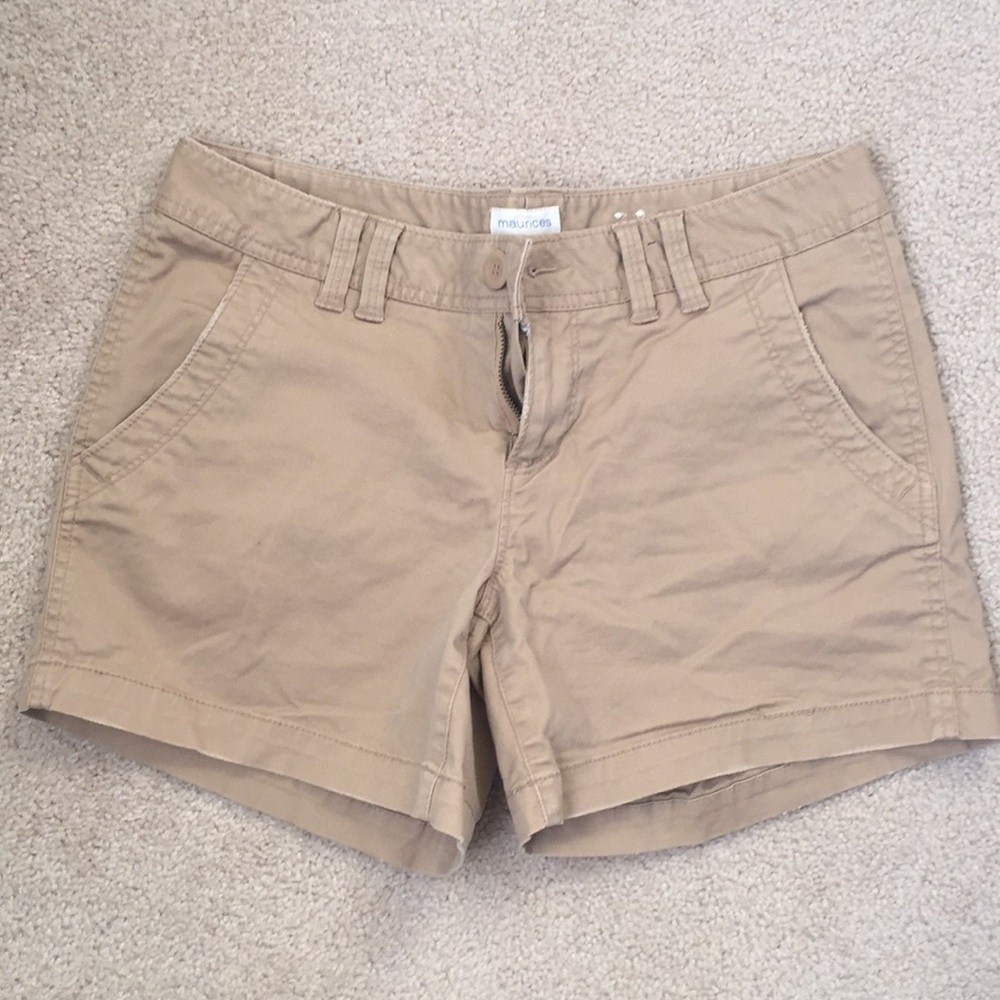 Maurice's khaki shorts